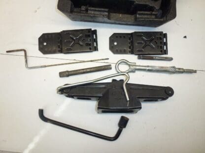 Werkzeuge, Wagenheber, Schraubenschlüssel, Abschleppöse Citroën C4 GRAND Picasso 6736A3