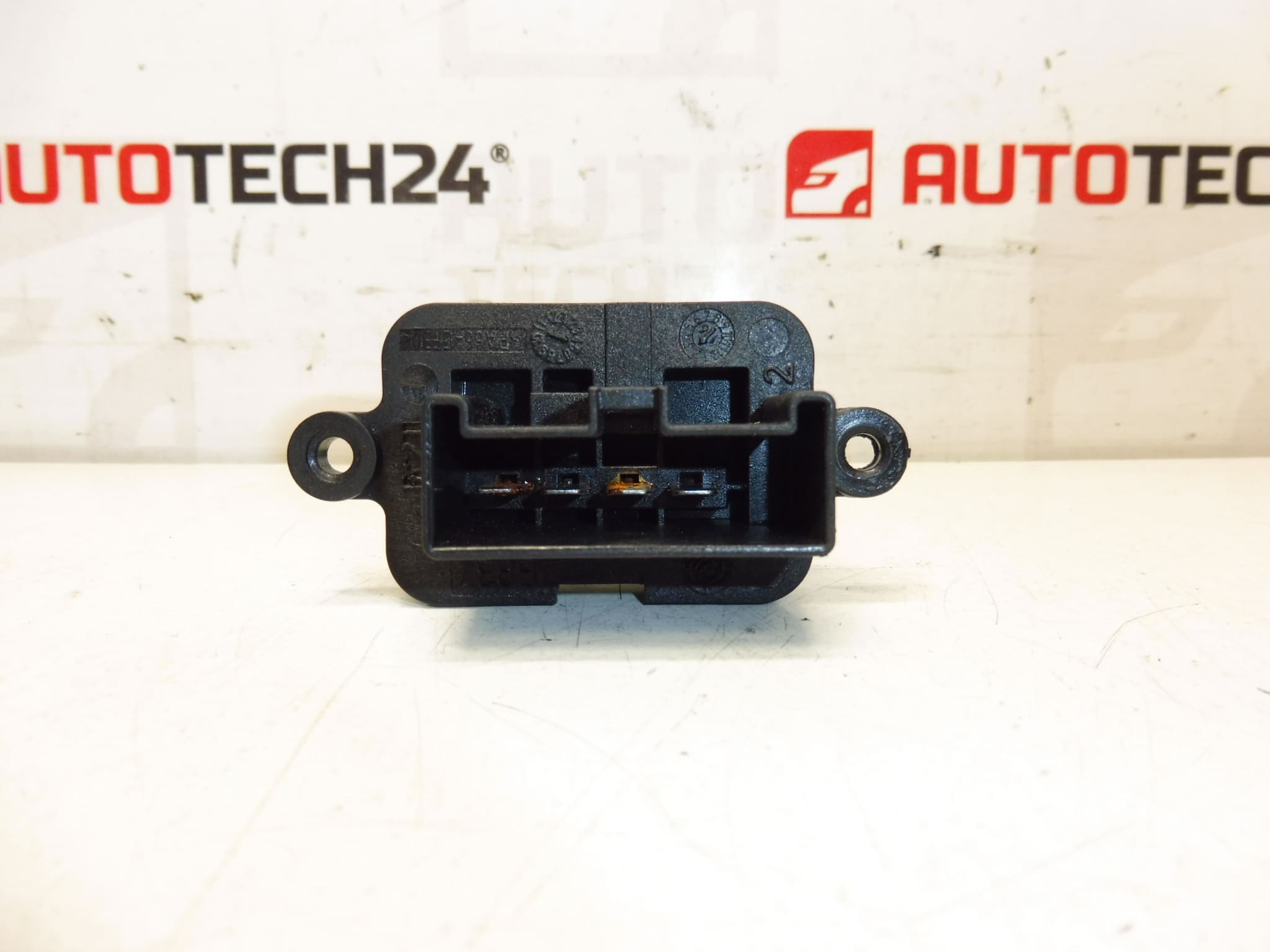 Lüftergeschwindigkeitsregler Citroën Peugeot 1609171080 – Bild 2