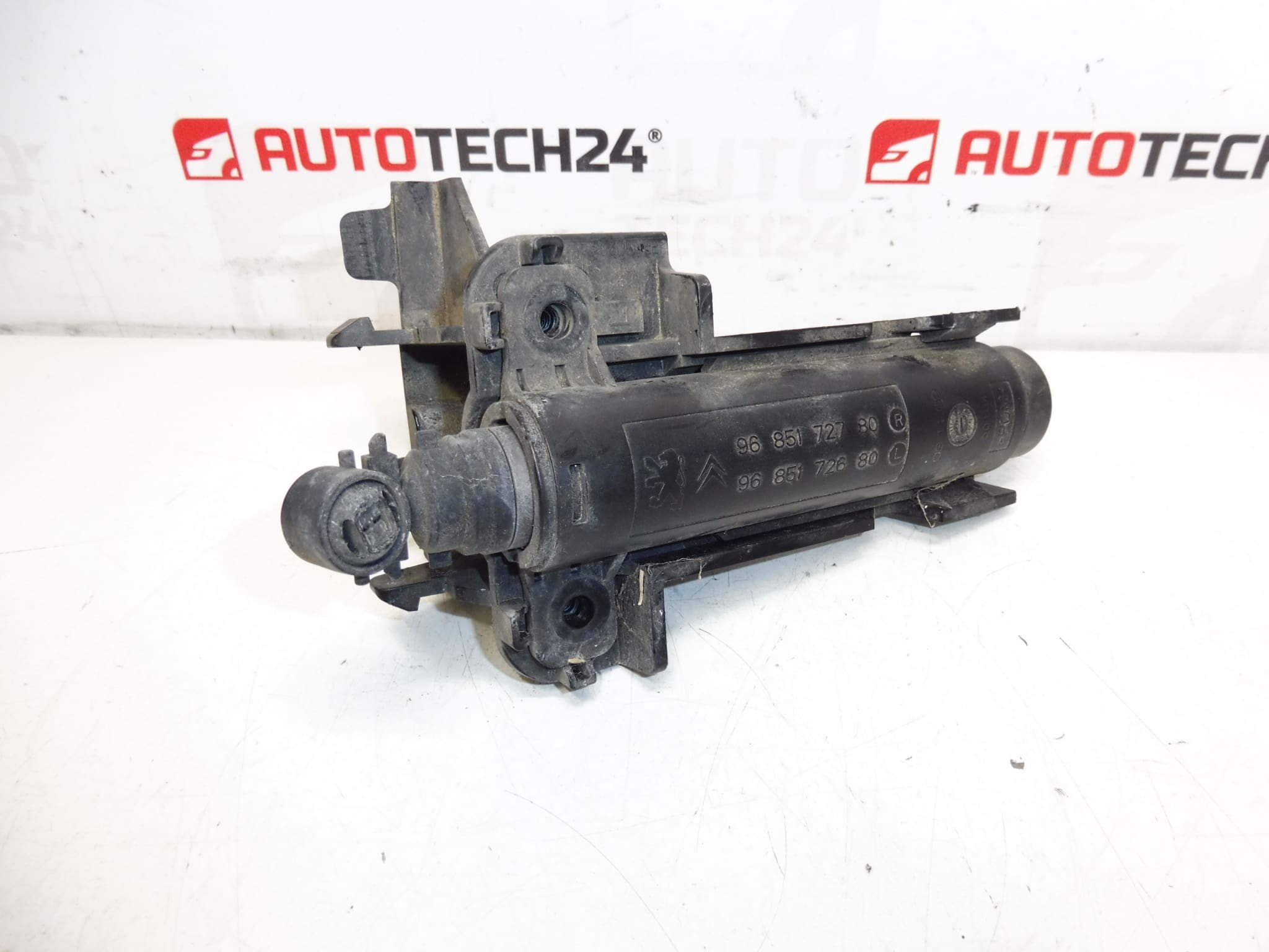 Scheinwerferwaschanlage links Peugeot 3008 5008 9685172780 9685172680 6438AS – Bild 2