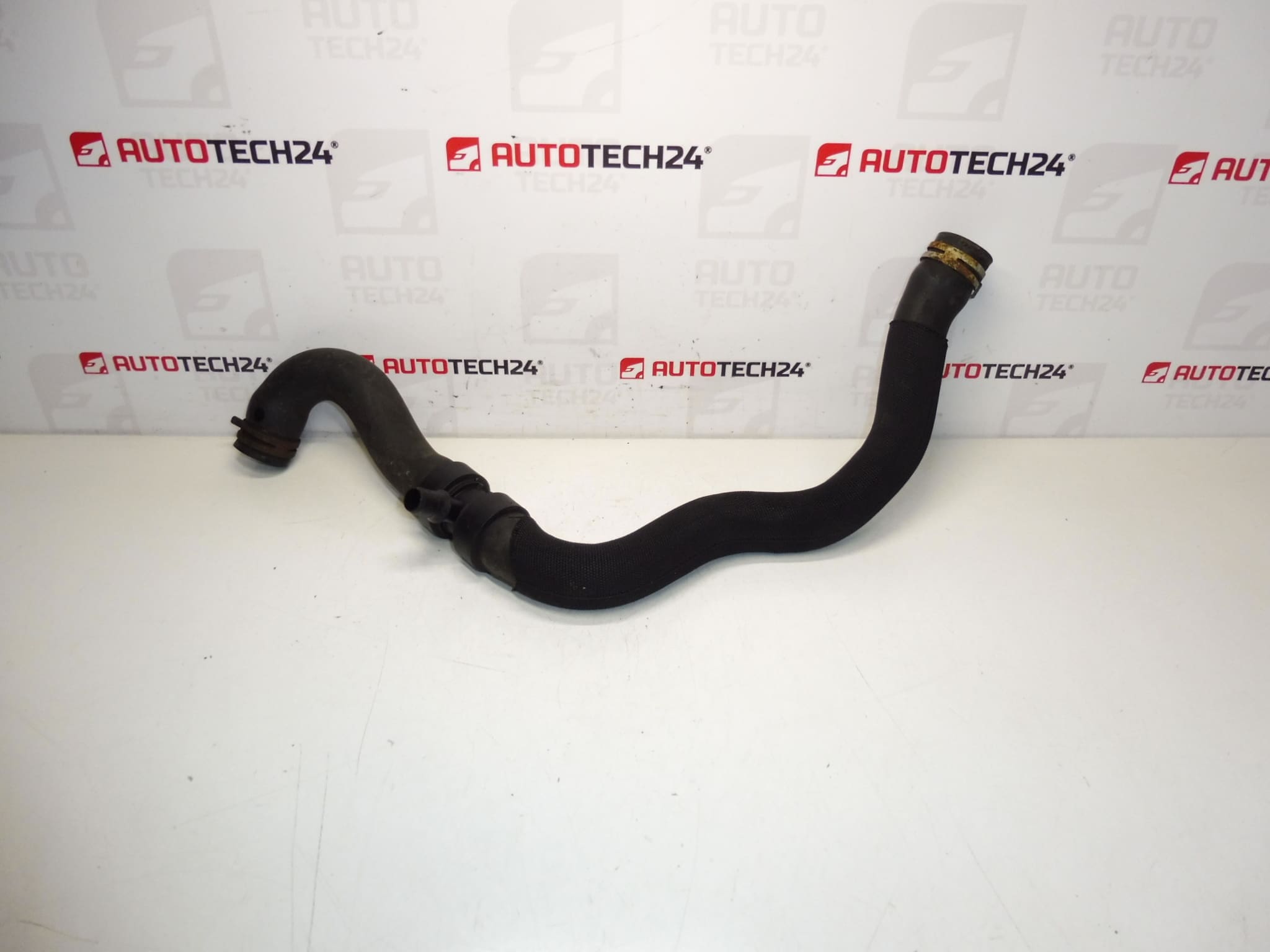 Wasserschlauch Citroën Peugeot 2.0 HDI 135208
