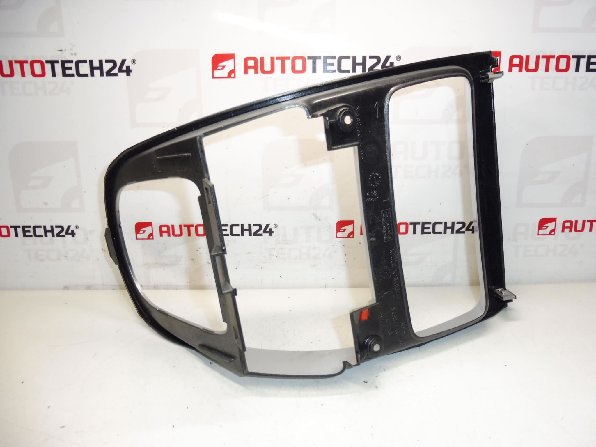 Peugeot 307 Armaturenbrett 9651943877 8211HT – Bild 2